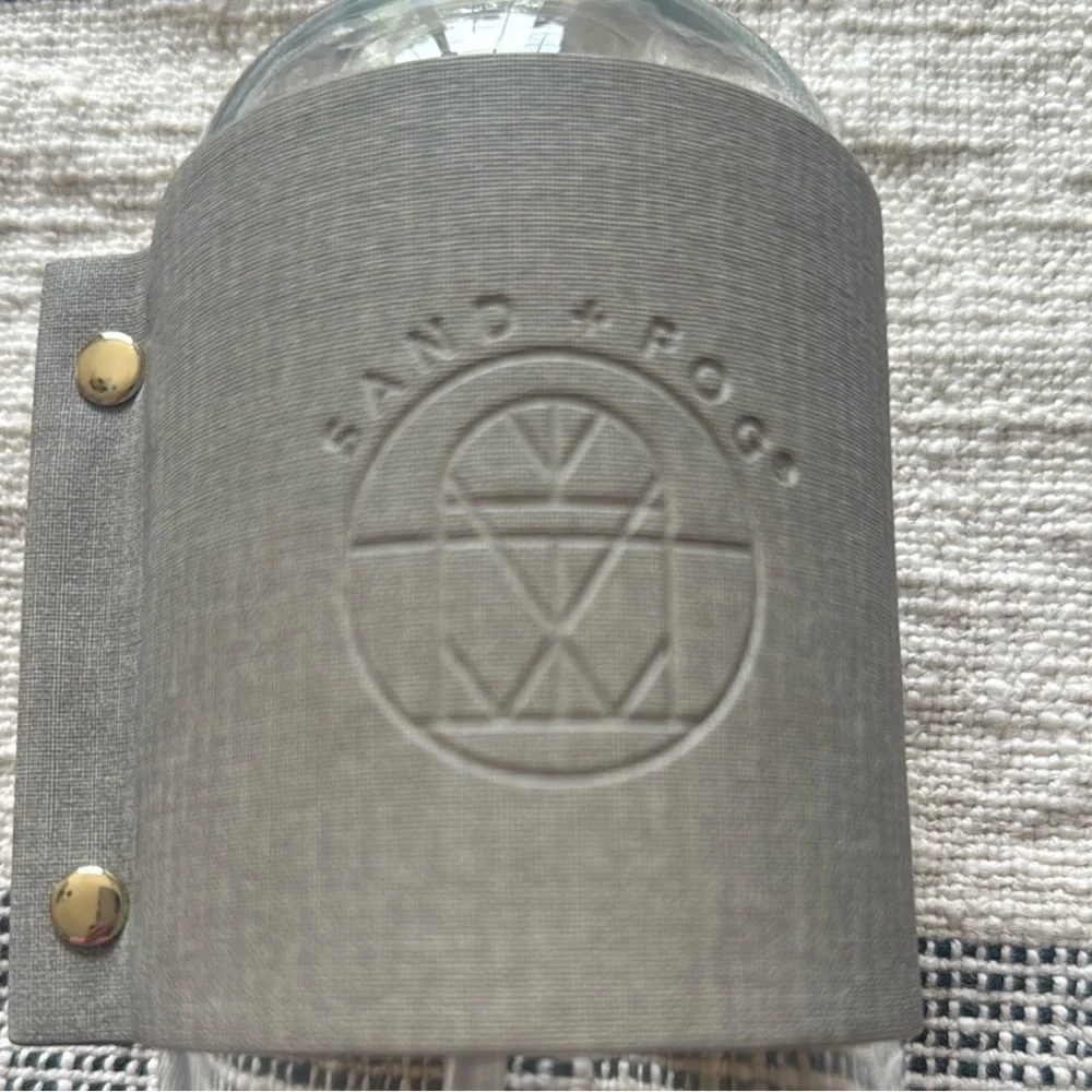 Tan Bath Accessory Glass Soap holder with sleeve decoration holds 15.7‎ ounces